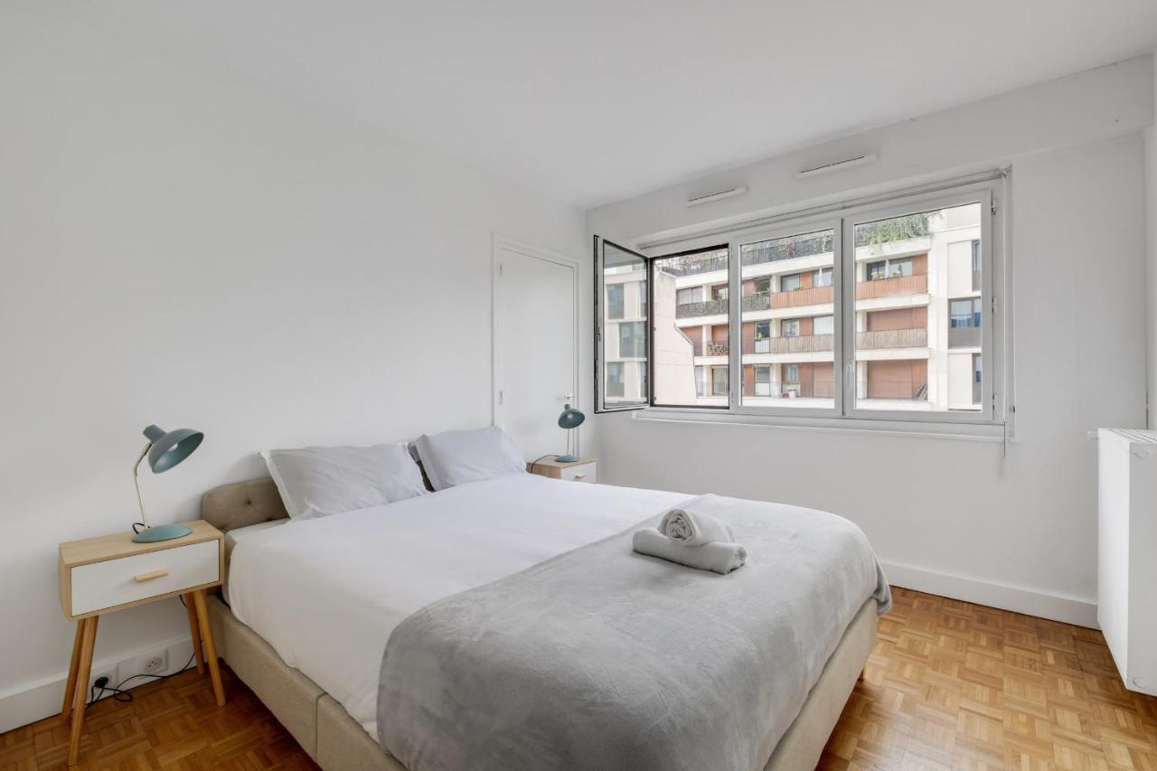 Le Contemporain - * Paris